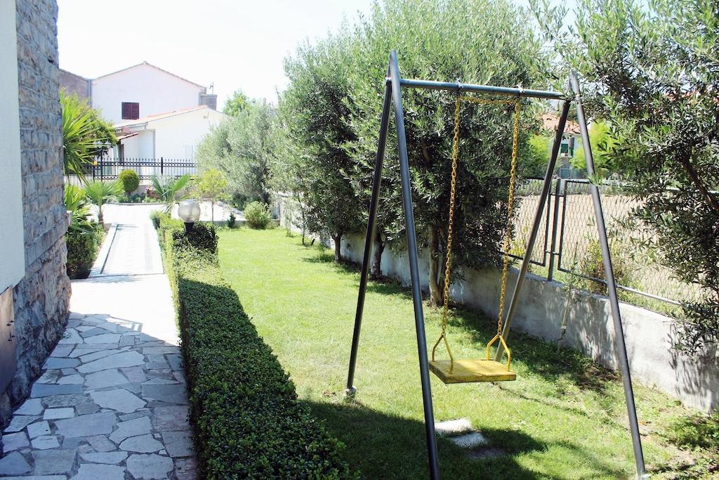 Apartments Robert Kaštela Zewnętrze zdjęcie