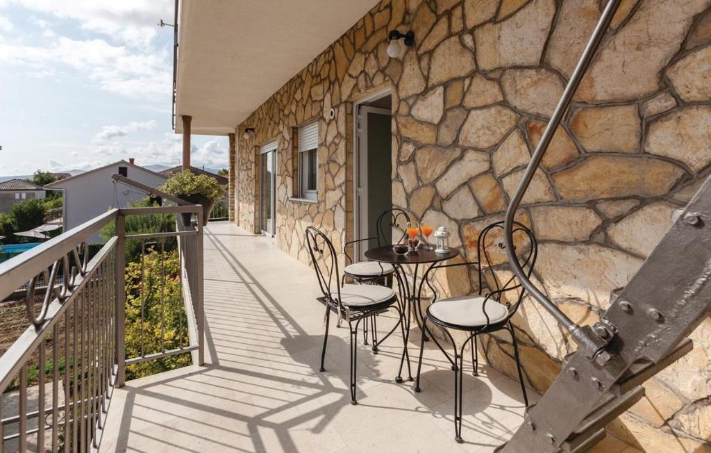 Apartments Robert Kaštela Zewnętrze zdjęcie