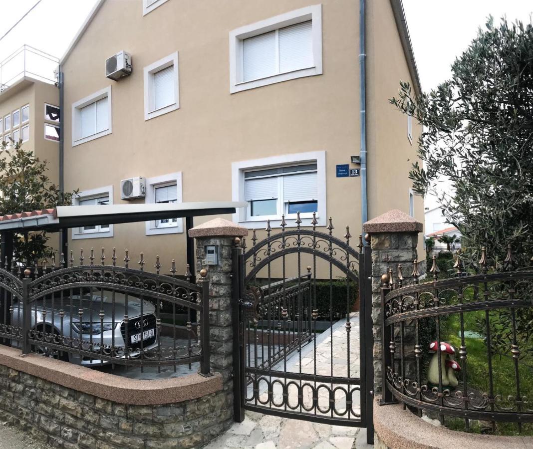 Apartments Robert Kaštela Zewnętrze zdjęcie