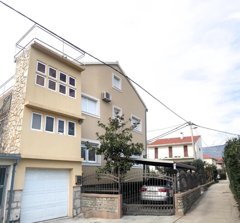 Apartments Robert Kaštela Zewnętrze zdjęcie