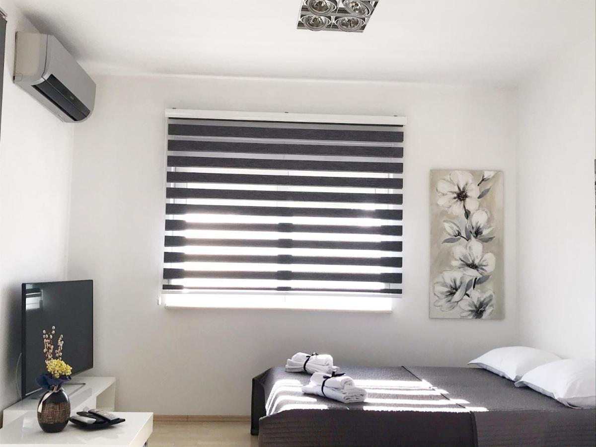 Apartments Robert Kaštela Zewnętrze zdjęcie