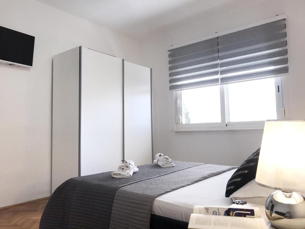 Apartments Robert Kaštela Zewnętrze zdjęcie
